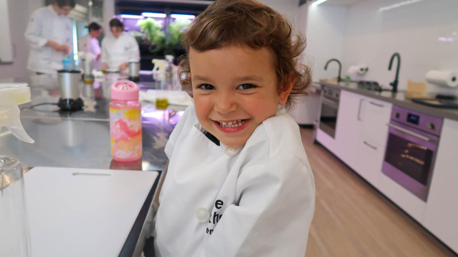 Cooking classes & camps for children and teens in Edmonton, AB