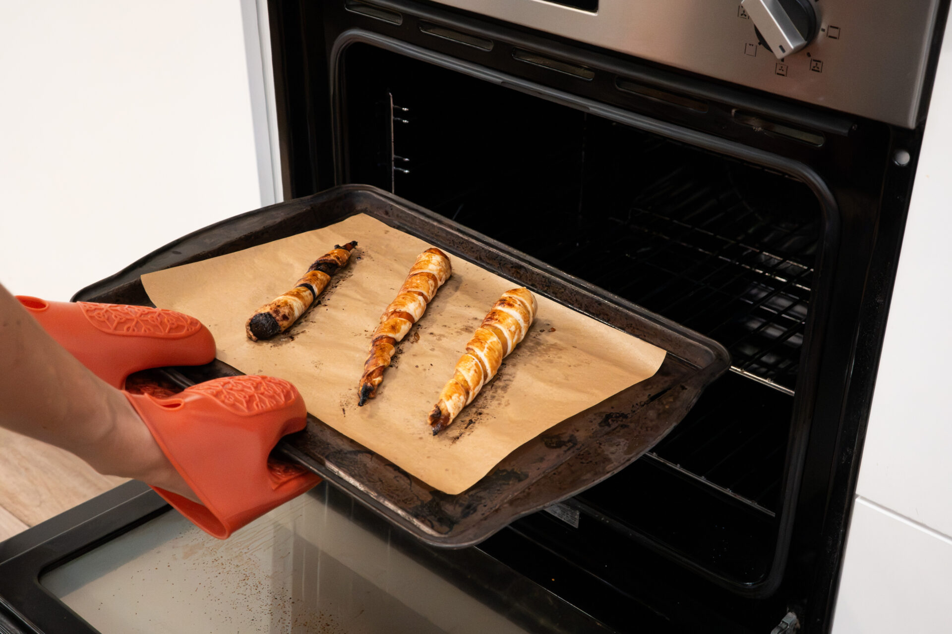 Place wrapped carrots back in oven